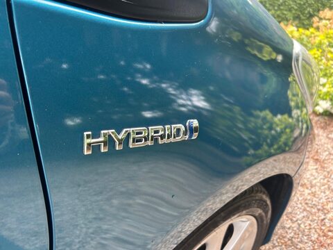 Toyota Yaris 1.5 VVT-h T Spirit CVT Euro 5 5dr 48