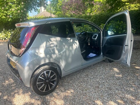 Toyota Aygo 1.0 VVT-i x-style x-shift Euro 6 5dr 5
