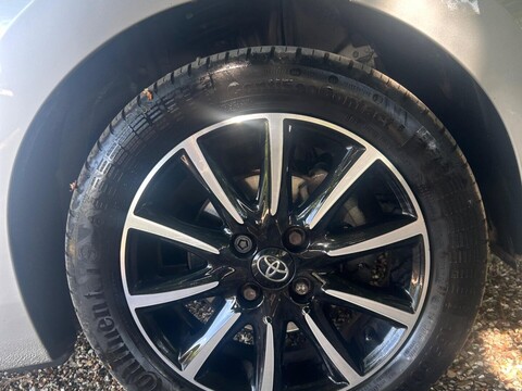 Toyota Aygo 1.0 VVT-i x-style x-shift Euro 6 5dr 28