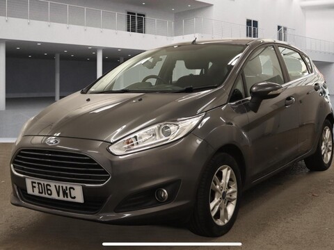 Ford Fiesta 1.25 Zetec Euro 6 5dr 2