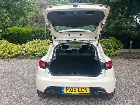 Renault Clio 0.9 TCe Dynamique Nav Euro 6 (s/s) 5dr 39