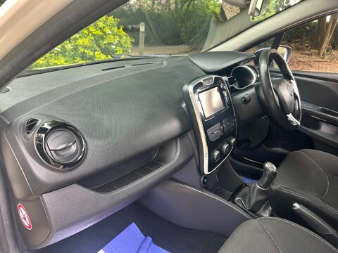 Renault Clio 0.9 TCe Dynamique Nav Euro 6 (s/s) 5dr 14