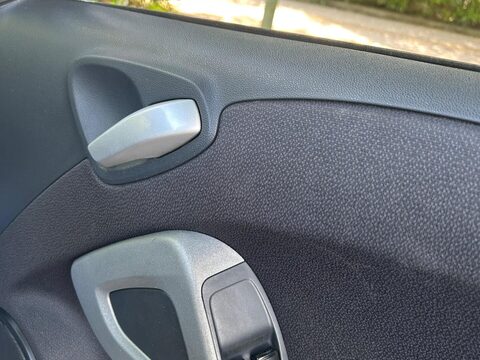 Smart Fortwo Coupe 0.8 CDI Passion SoftTouch Euro 5 2dr 17