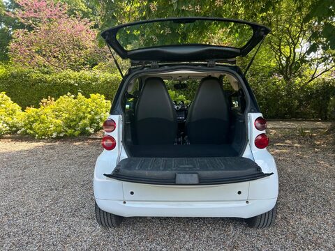 Smart Fortwo Coupe 0.8 CDI Passion SoftTouch Euro 5 2dr 29