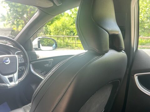 Volvo V40 1.6 D2 R-Design Euro 5 (s/s) 5dr 20
