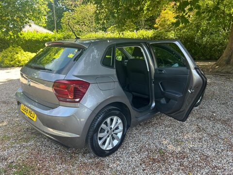 Volkswagen Polo 1.0 TSI SE Euro 6 (s/s) 5dr 10