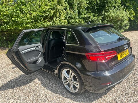 Audi A3 1.0 TFSI 30 S line Sportback S Tronic Euro 6 (s/s) 5dr 7