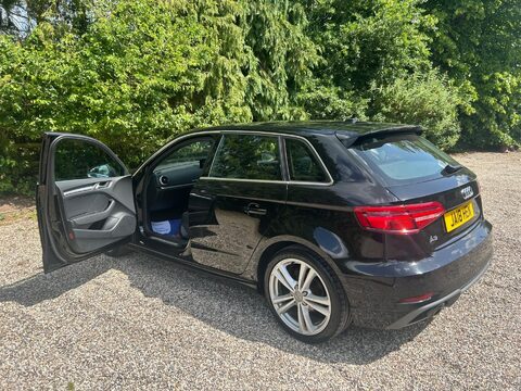 Audi A3 1.0 TFSI 30 S line Sportback S Tronic Euro 6 (s/s) 5dr 8