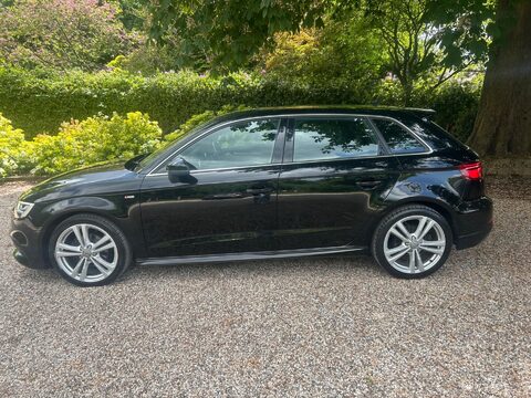 Audi A3 1.0 TFSI 30 S line Sportback S Tronic Euro 6 (s/s) 5dr 9