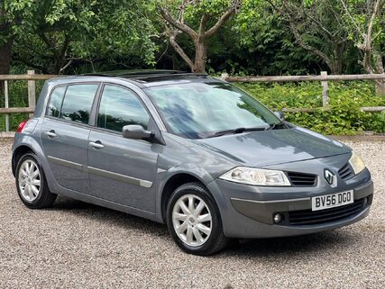 Renault Megane 1.6 VVT Dynamique 5dr