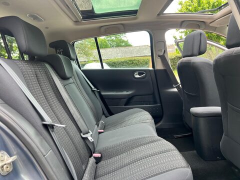 Renault Megane 1.6 VVT Dynamique 5dr 17