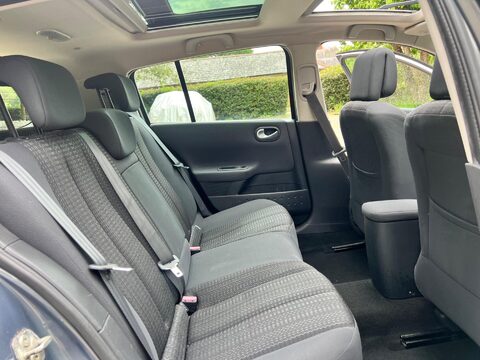 Renault Megane 1.6 VVT Dynamique 5dr 18