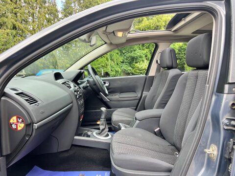 Renault Megane 1.6 VVT Dynamique 5dr 24