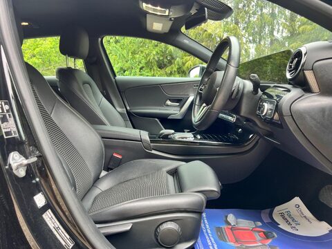 Mercedes-Benz A Class 1.5 A180d Sport (Executive) 7G-DCT Euro 6 (s/s) 5dr 39