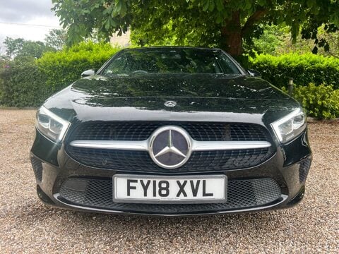 Mercedes-Benz A Class 1.5 A180d Sport (Executive) 7G-DCT Euro 6 (s/s) 5dr 3