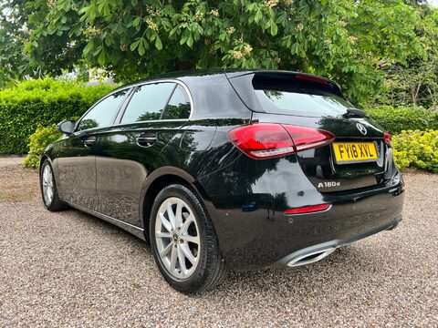 Mercedes-Benz A Class 1.5 A180d Sport (Executive) 7G-DCT Euro 6 (s/s) 5dr 4