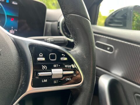 Mercedes-Benz A Class 1.5 A180d Sport (Executive) 7G-DCT Euro 6 (s/s) 5dr 21