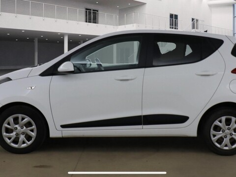 Hyundai i10 1.0 GO! Euro 6 5dr 4