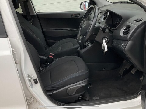 Hyundai i10 1.0 GO! Euro 6 5dr 9