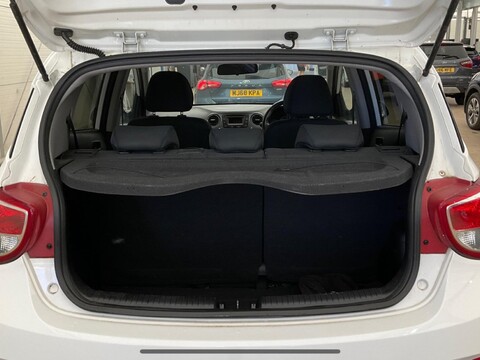 Hyundai i10 1.0 GO! Euro 6 5dr 12