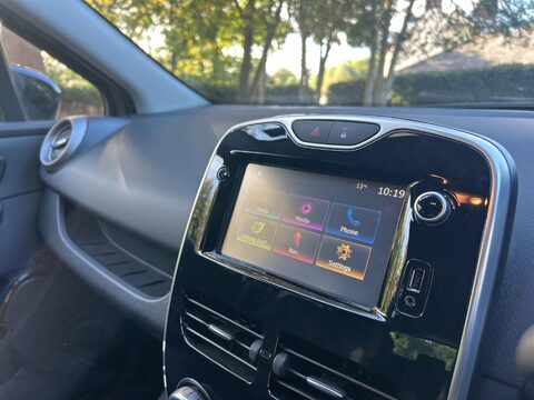 Renault Clio 0.9 TCe Iconic 25 Nav Euro 6 (s/s) 5dr 39