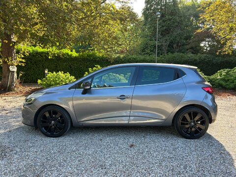 Renault Clio 0.9 TCe Iconic 25 Nav Euro 6 (s/s) 5dr 9