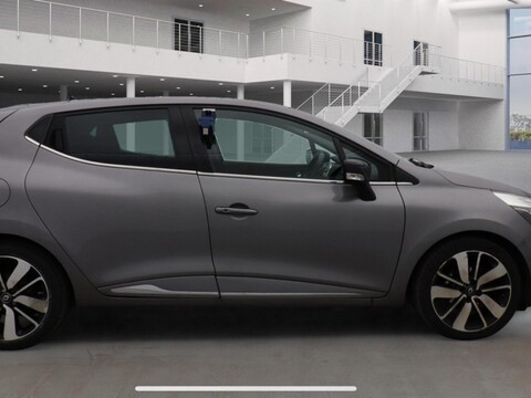Renault Clio 0.9 TCe Iconic 25 Nav Euro 6 (s/s) 5dr 4