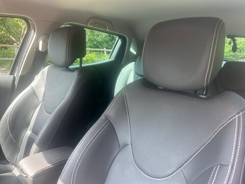 Renault Clio 0.9 TCe Iconic 25 Nav Euro 6 (s/s) 5dr 20