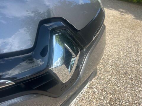 Renault Clio 0.9 TCe Iconic 25 Nav Euro 6 (s/s) 5dr 38