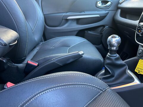 Renault Clio 0.9 TCe Iconic 25 Nav Euro 6 (s/s) 5dr 18