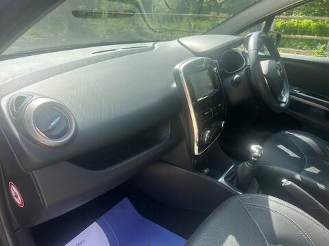 Renault Clio 0.9 TCe Iconic 25 Nav Euro 6 (s/s) 5dr 15