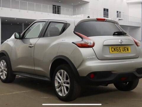 Nissan Juke 1.6 Acenta Premium XTRON Euro 6 5dr 3