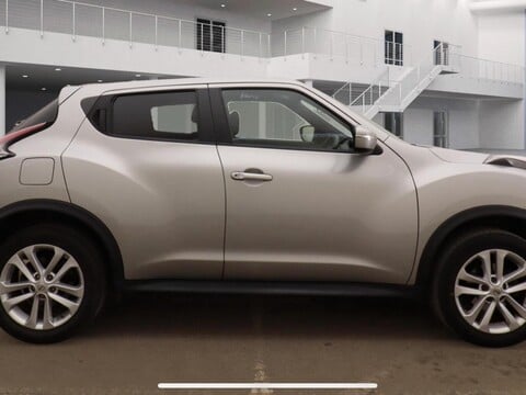 Nissan Juke 1.6 Acenta Premium XTRON Euro 6 5dr 5