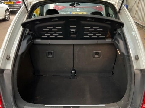 Volkswagen Beetle 1.2 TSI BlueMotion Tech Design DSG Euro 6 (s/s) 3dr 11