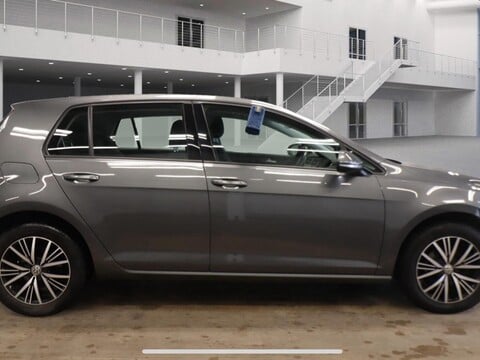Volkswagen Golf 1.0 TSI SE Euro 6 (s/s) 5dr 3