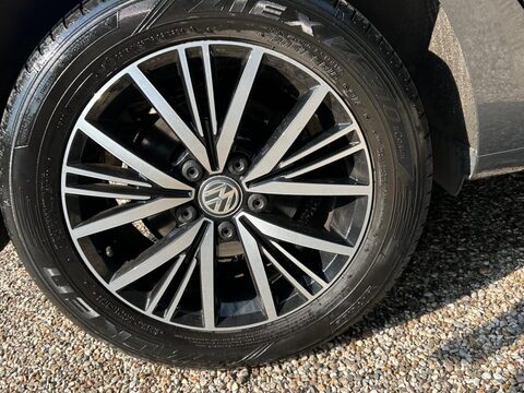 Volkswagen Golf 1.0 TSI SE Euro 6 (s/s) 5dr 32