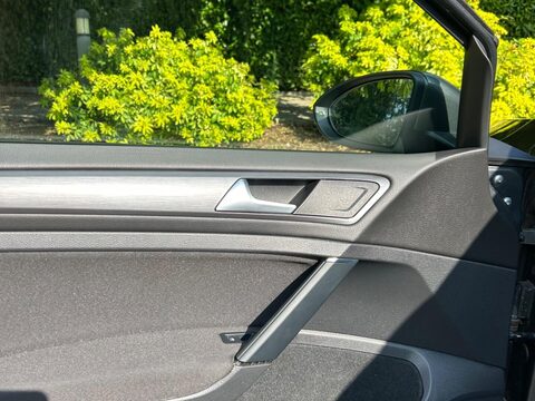 Volkswagen Golf 1.0 TSI SE Euro 6 (s/s) 5dr 25