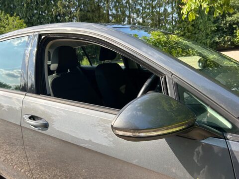Volkswagen Golf 1.0 TSI SE Euro 6 (s/s) 5dr 35