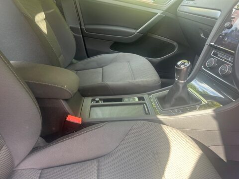 Volkswagen Golf 1.0 TSI SE Euro 6 (s/s) 5dr 41