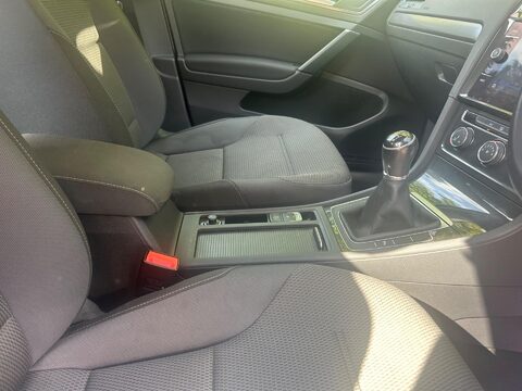 Volkswagen Golf 1.0 TSI SE Euro 6 (s/s) 5dr 41