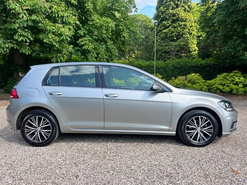 Volkswagen Golf 1.4 TSI BlueMotion Tech SE Nav DSG Euro 6 (s/s) 5dr 7