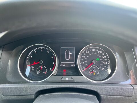 Volkswagen Golf 1.4 TSI BlueMotion Tech SE Nav DSG Euro 6 (s/s) 5dr 23