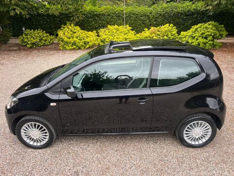 Volkswagen Up 1.0 High up! Euro 6 3dr 7