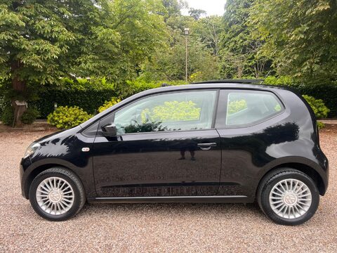 Volkswagen Up 1.0 High up! Euro 6 3dr 8
