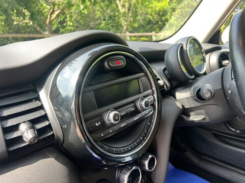 Mini Hatch 1.2 One Euro 6 (s/s) 3dr 11