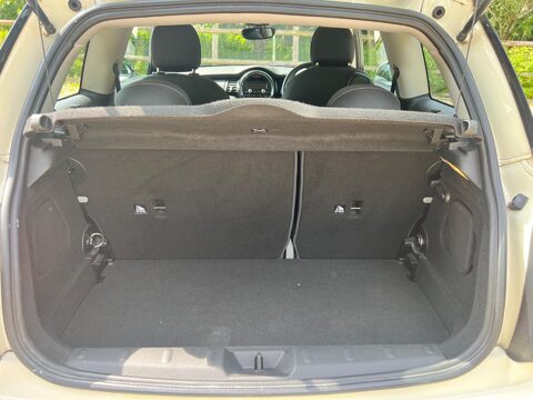 Mini Hatch 1.2 One Euro 6 (s/s) 3dr 23