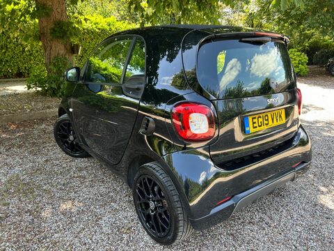 Smart Fortwo Coupe 1.0 Urbanshadow Euro 6 (s/s) 2dr 4