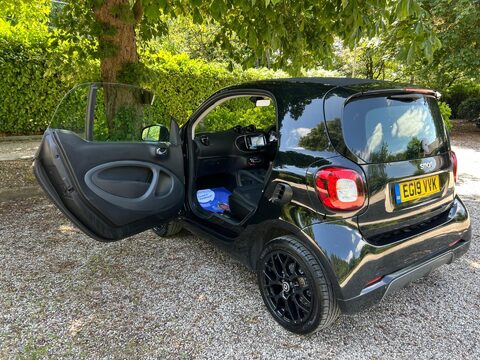 Smart Fortwo Coupe 1.0 Urbanshadow Euro 6 (s/s) 2dr 7