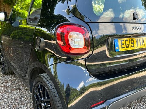 Smart Fortwo Coupe 1.0 Urbanshadow Euro 6 (s/s) 2dr 6
