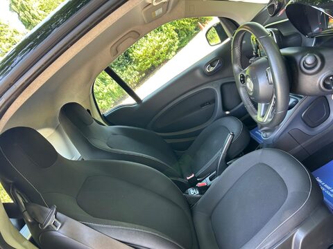 Smart Fortwo Coupe 1.0 Urbanshadow Euro 6 (s/s) 2dr 33
